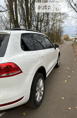 Позашляховик / Кросовер Volkswagen Touareg 2014 в Хоролі