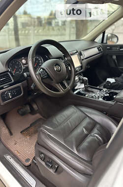 Позашляховик / Кросовер Volkswagen Touareg 2014 в Хоролі