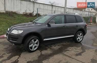 Внедорожник / Кроссовер Volkswagen Touareg 2007 в 