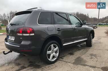 Внедорожник / Кроссовер Volkswagen Touareg 2007 в 