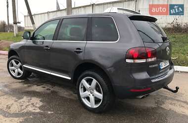Внедорожник / Кроссовер Volkswagen Touareg 2007 в 