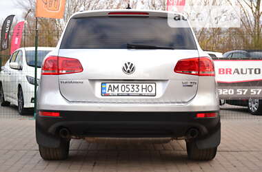 Внедорожник / Кроссовер Volkswagen Touareg 2010 в Бердичеве