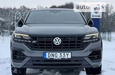 Внедорожник / Кроссовер Volkswagen Touareg 2019 в 