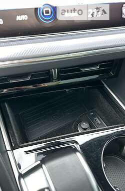 Внедорожник / Кроссовер Volkswagen Touareg 2019 в 