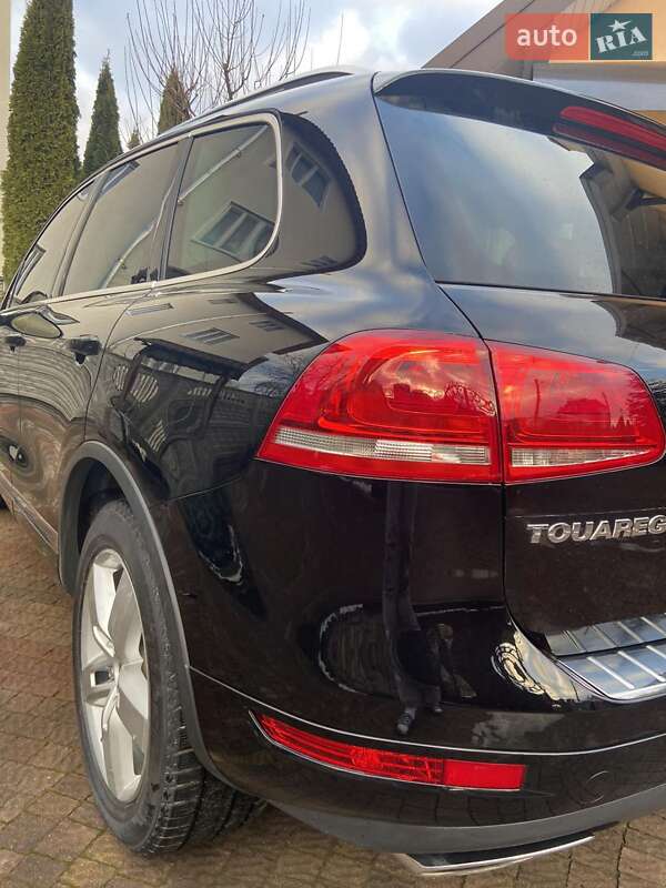 Внедорожник / Кроссовер Volkswagen Touareg 2012 в Надворной