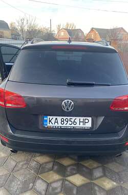 Внедорожник / Кроссовер Volkswagen Touareg 2012 в Василькове