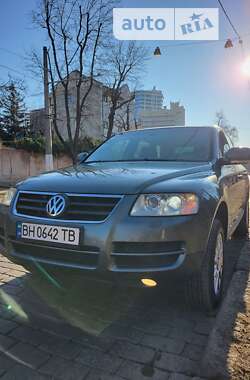 Внедорожник / Кроссовер Volkswagen Touareg 2004 в Подольске
