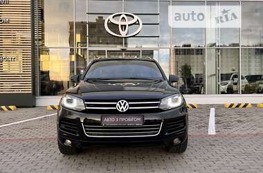 Внедорожник / Кроссовер Volkswagen Touareg 2013 в Чернигове