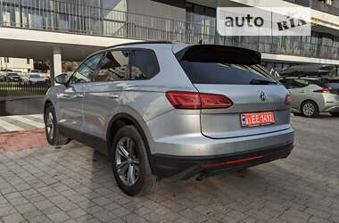 Внедорожник / Кроссовер Volkswagen Touareg 2018 в Львове