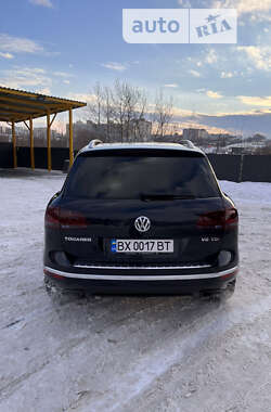 Внедорожник / Кроссовер Volkswagen Touareg 2014 в Хмельницком