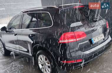 Внедорожник / Кроссовер Volkswagen Touareg 2013 в 