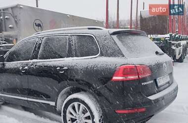 Внедорожник / Кроссовер Volkswagen Touareg 2013 в 