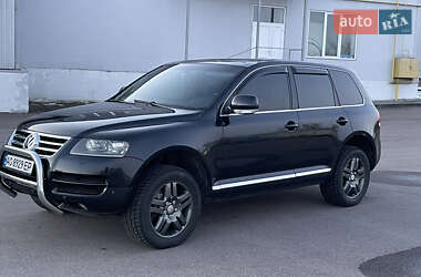 Внедорожник / Кроссовер Volkswagen Touareg 2006 в Хусте