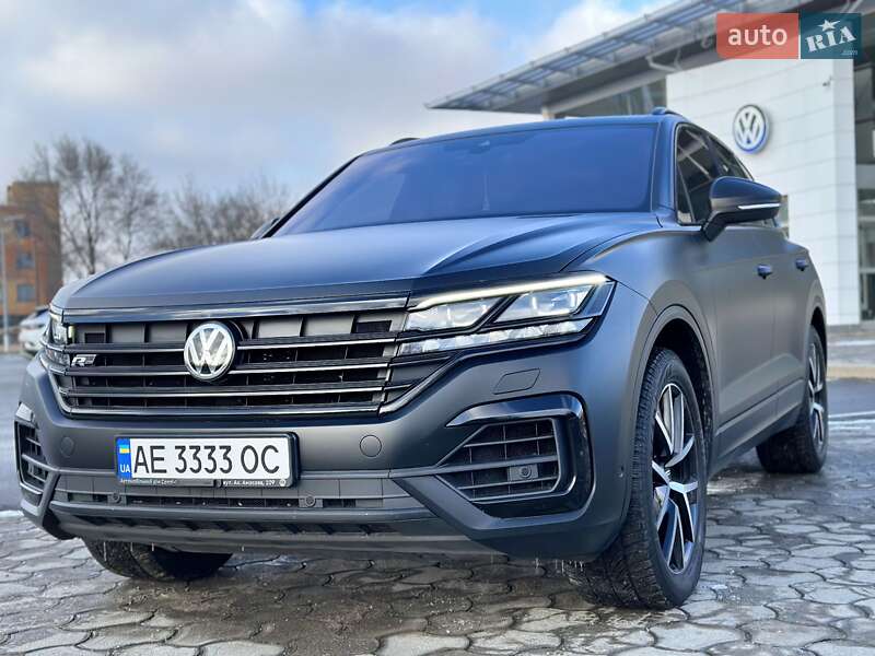 Внедорожник / Кроссовер Volkswagen Touareg 2019 в Днепре