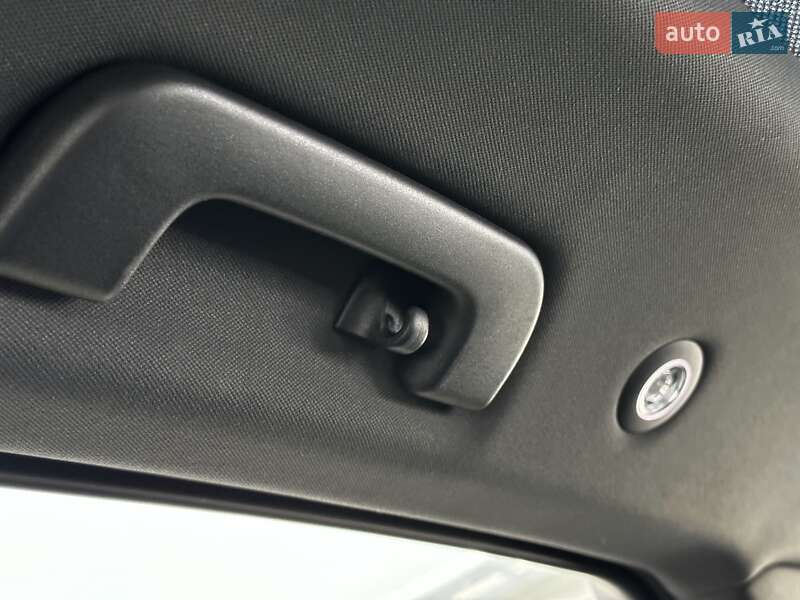 Внедорожник / Кроссовер Volkswagen Touareg 2019 в Днепре