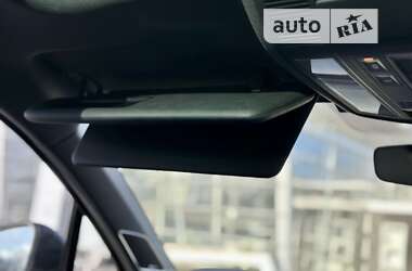 Внедорожник / Кроссовер Volkswagen Touareg 2019 в Днепре