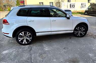 Позашляховик / Кросовер Volkswagen Touareg 2012 в Тернополі