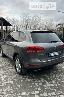 Внедорожник / Кроссовер Volkswagen Touareg 2011 в Тернополе