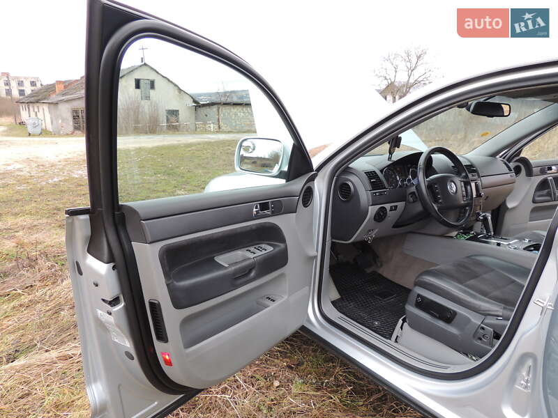 Внедорожник / Кроссовер Volkswagen Touareg 2006 в Львове фото 13 Внедорожник / Кроссовер Volkswagen Touareg 2006 в Львове