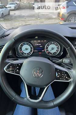 Внедорожник / Кроссовер Volkswagen Touareg 2020 в Запорожье