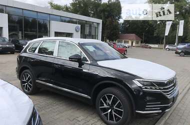 Позашляховик / Кросовер Volkswagen Touareg 2020 в Львові