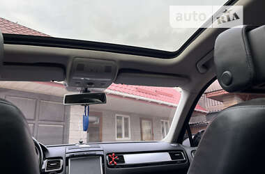 Внедорожник / Кроссовер Volkswagen Touareg 2012 в Новоукраинке