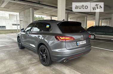 Внедорожник / Кроссовер Volkswagen Touareg 2022 в 