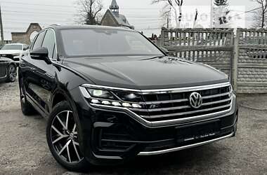 Внедорожник / Кроссовер Volkswagen Touareg 2018 в Тернополе