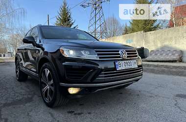Внедорожник / Кроссовер Volkswagen Touareg 2016 в Миргороде