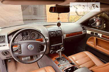 Позашляховик / Кросовер Volkswagen Touareg 2006 в Херсоні