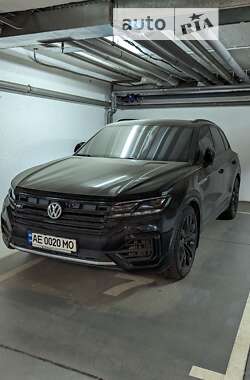 Внедорожник / Кроссовер Volkswagen Touareg 2020 в Днепре
