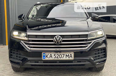 Позашляховик / Кросовер Volkswagen Touareg 2021 в Вінниці