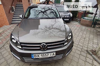 Позашляховик / Кросовер Volkswagen Touareg 2012 в Хмельницькому