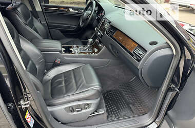 Внедорожник / Кроссовер Volkswagen Touareg 2014 в Звенигородке