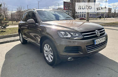 Позашляховик / Кросовер Volkswagen Touareg 2012 в Києві