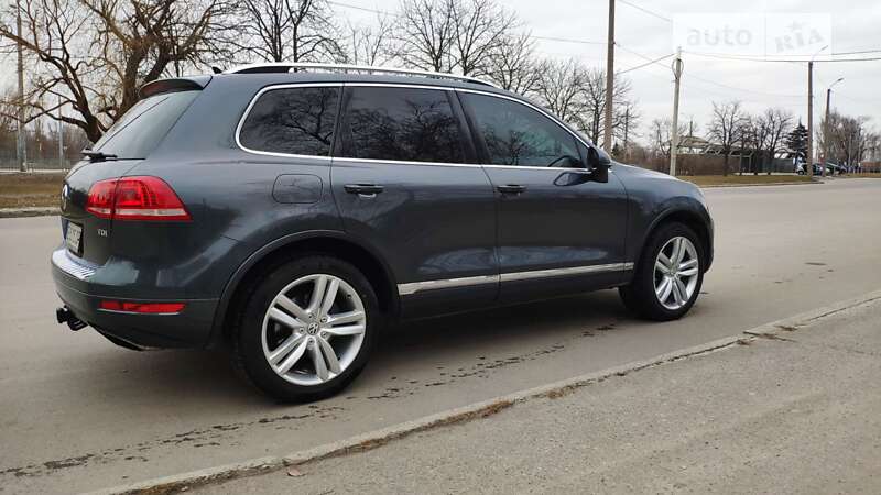 Внедорожник / Кроссовер Volkswagen Touareg 2013 в Днепре фото 10 Внедорожник / Кроссовер Volkswagen Touareg 2013 в Днепре