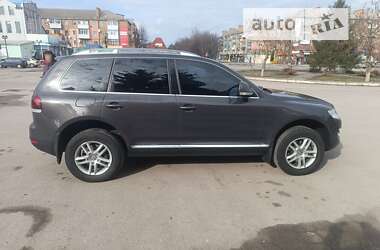 Внедорожник / Кроссовер Volkswagen Touareg 2009 в Знаменке