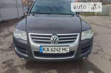 Внедорожник / Кроссовер Volkswagen Touareg 2009 в Знаменке