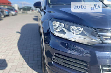 Внедорожник / Кроссовер Volkswagen Touareg 2012 в Городке