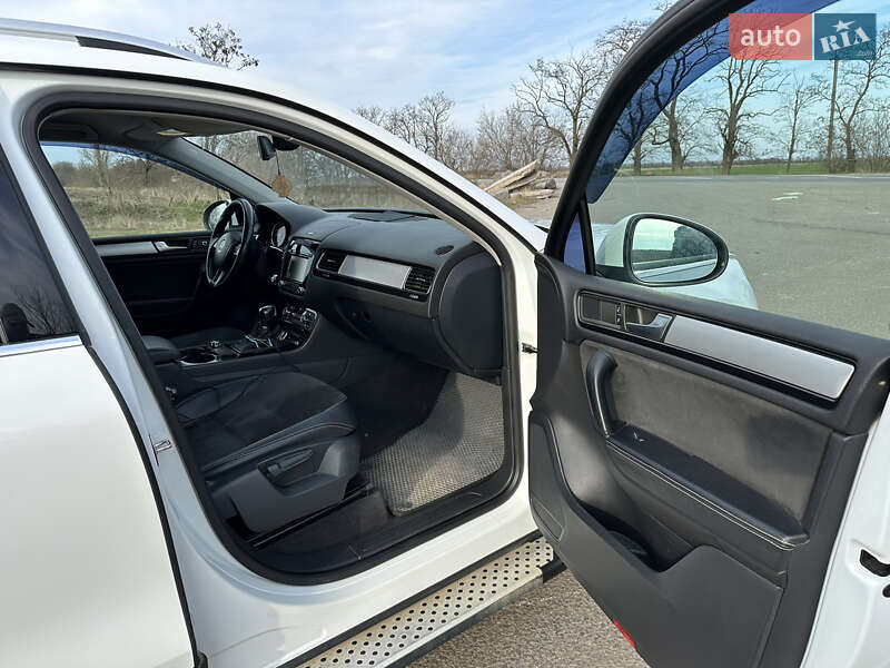 Позашляховик / Кросовер Volkswagen Touareg 2013 в Новому Бузі фото 14 Позашляховик / Кросовер Volkswagen Touareg 2013 в Новому Бузі
