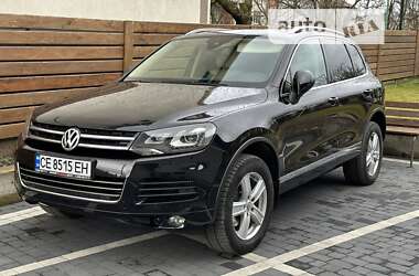 Позашляховик / Кросовер Volkswagen Touareg 2010 в Чернівцях