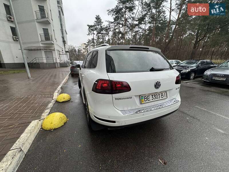 Позашляховик / Кросовер Volkswagen Touareg 2013 в Києві фото 21 Позашляховик / Кросовер Volkswagen Touareg 2013 в Києві