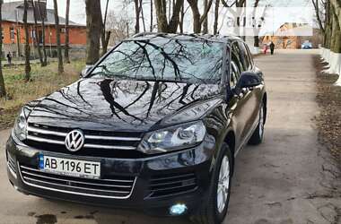 Внедорожник / Кроссовер Volkswagen Touareg 2012 в Казатине