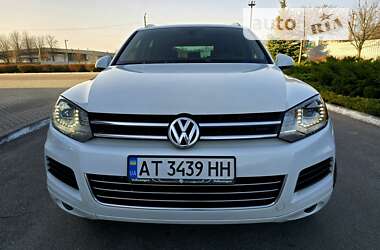 Внедорожник / Кроссовер Volkswagen Touareg 2014 в Полтаве