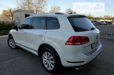 Внедорожник / Кроссовер Volkswagen Touareg 2014 в Полтаве