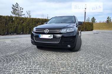 Внедорожник / Кроссовер Volkswagen Touareg 2012 в Днепре