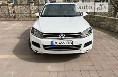 Внедорожник / Кроссовер Volkswagen Touareg 2012 в Жидачове
