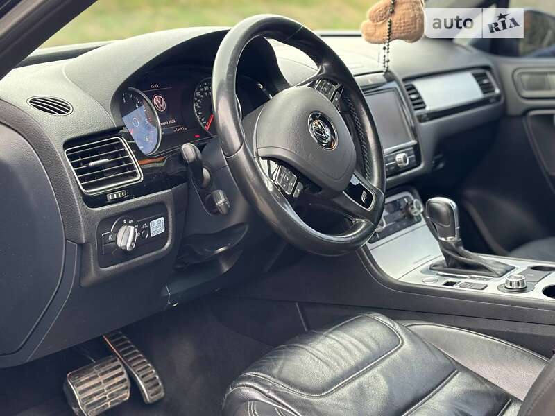 Внедорожник / Кроссовер Volkswagen Touareg 2014 в Львове фото 16 Внедорожник / Кроссовер Volkswagen Touareg 2014 в Львове