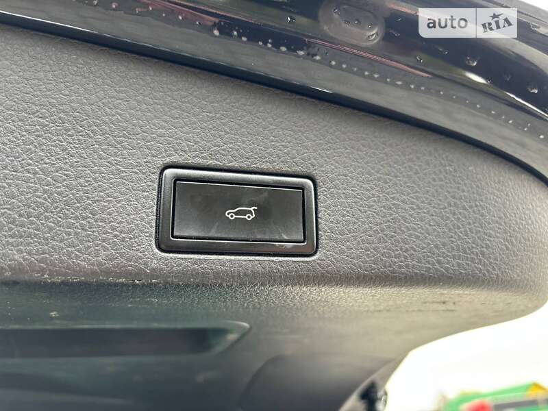 Внедорожник / Кроссовер Volkswagen Touareg 2014 в Львове фото 26 Внедорожник / Кроссовер Volkswagen Touareg 2014 в Львове