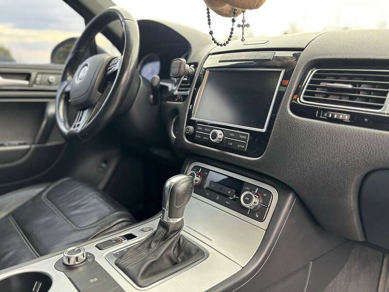 Внедорожник / Кроссовер Volkswagen Touareg 2014 в Львове фото 28 Внедорожник / Кроссовер Volkswagen Touareg 2014 в Львове